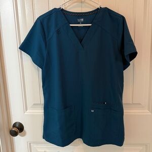 Women’s Scrub Set size medium